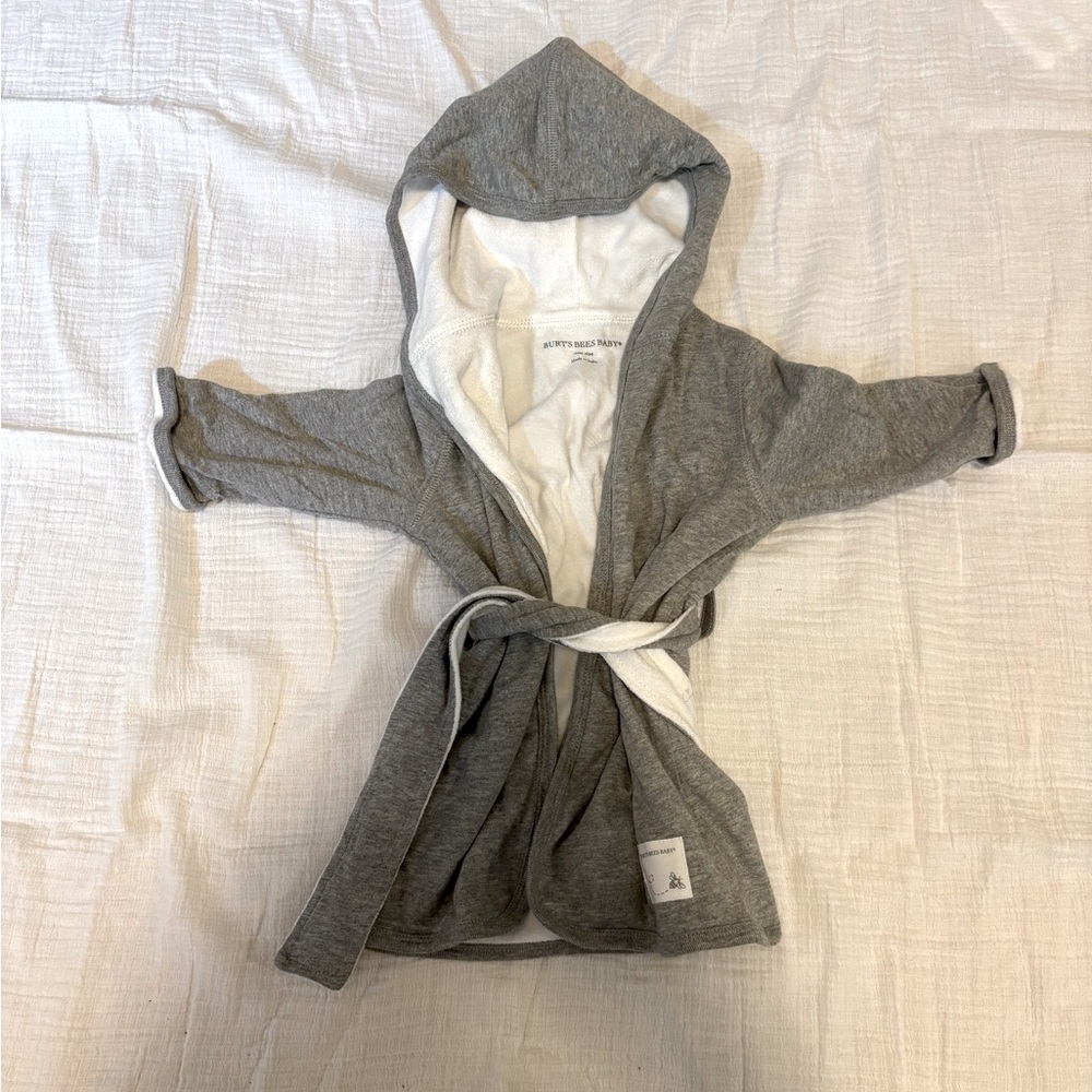 Burt’s Bees Gray Baby Robe